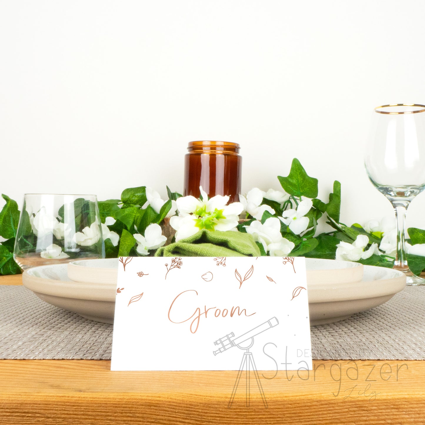 Baby's Breath Floral Folded Place Cards